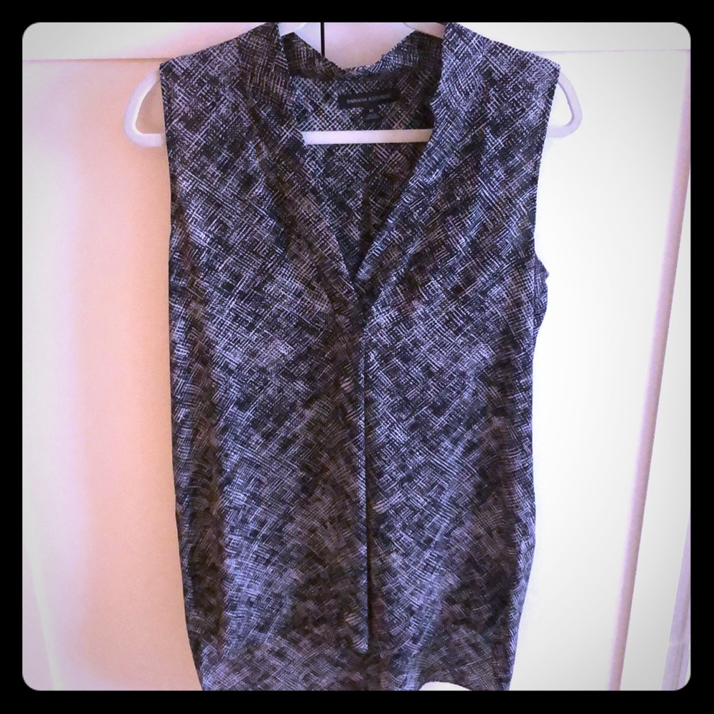 Banana Republic sleeveless high low blouse